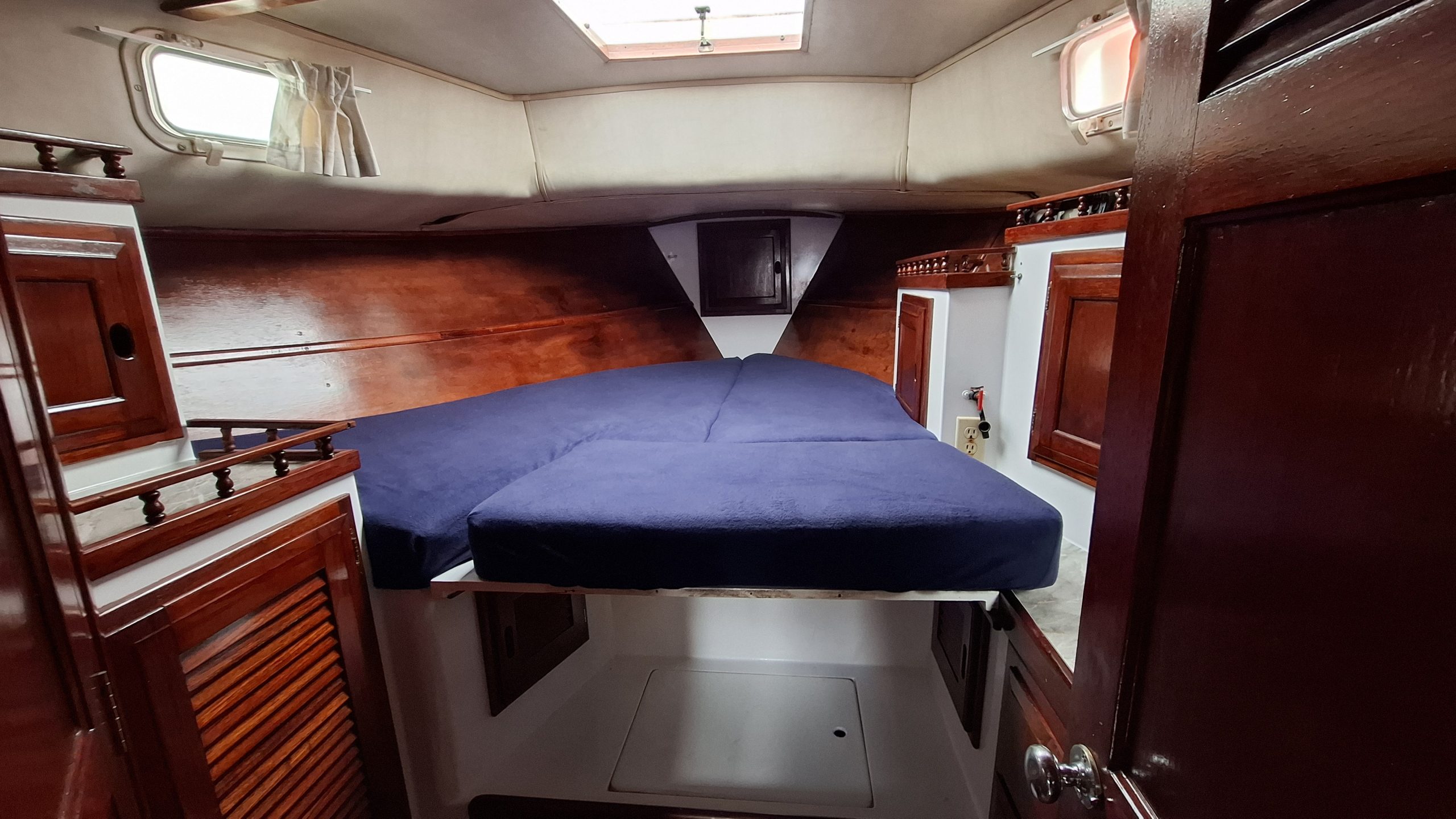 Austral-Sailing-camarote-scaled